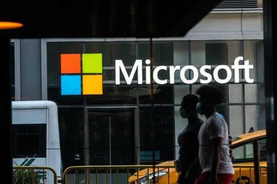 Microsoft Menginvestasikan $80 Milliar Guna Mendukung AI Pada 2025