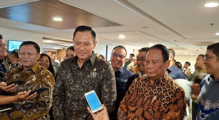 ahy-umumkan-diskon-tiket-pesawat-50-untuk-mudik-lebaran-2025