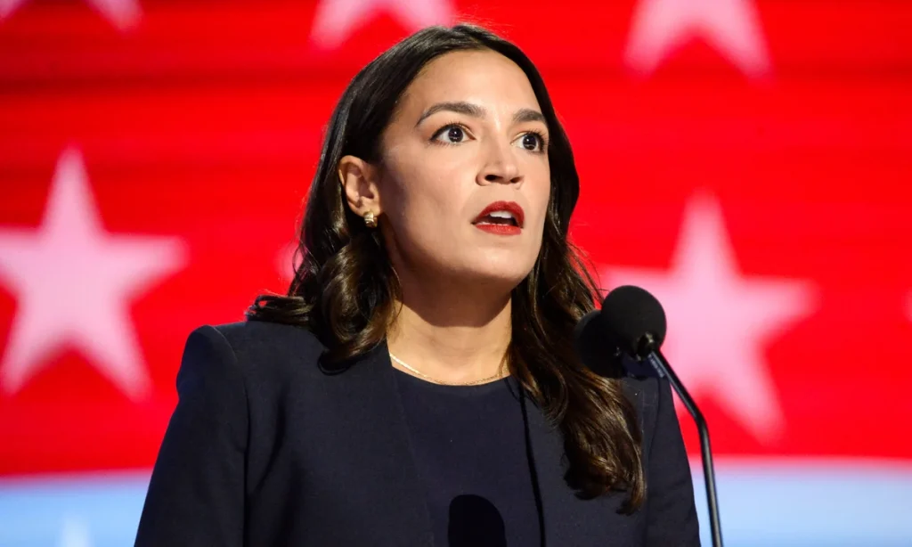 Alexandria Ocasio-Cortez Membahas Konvensi Nasional Demokrat