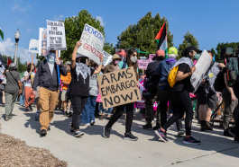 Demokrat dan Media Menyingkirkan Gaza dari DNC
