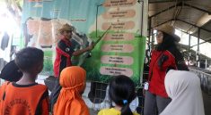 Kegembiraan Anak-anak dalam Wisata Edukasi di Kampung Susu Tulungagung