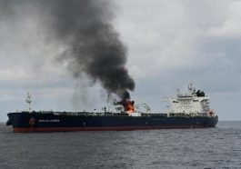 Gerakan Houthi di Yaman Meluncurkan Serangan Rudal Terhadap Kapal - Kapal Israel di Laut Merah
